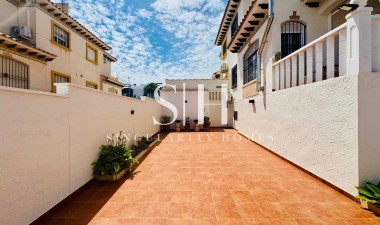 Resale - House - Orihuela Costa - Lomas de Cabo Roig
