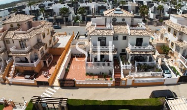 Resale - House - Orihuela Costa - Lomas de Cabo Roig
