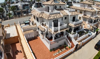 Resale - House - Orihuela Costa - Lomas de Cabo Roig