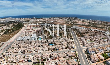 Resale - House - Orihuela Costa - Lomas de Cabo Roig