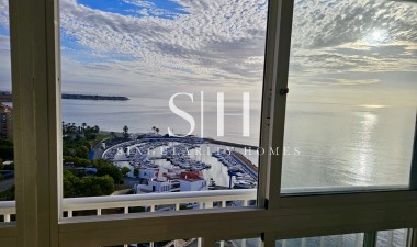 Resale - Apartment / flat - Orihuela Costa - Dehesa de campoamor