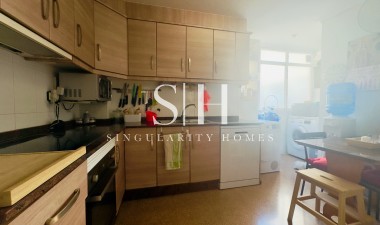 Reventa - Apartamento / piso - Los Montesinos