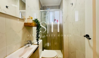 Reventa - Apartamento / piso - Los Montesinos