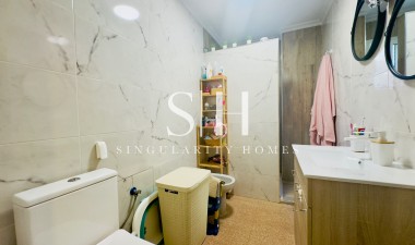 Reventa - Apartamento / piso - Los Montesinos