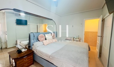 Reventa - Apartamento / piso - Los Montesinos