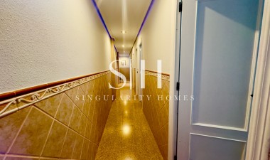 Reventa - Apartamento / piso - Los Montesinos