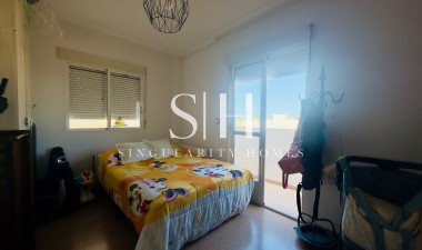 Reventa - Apartamento / piso - Los Montesinos
