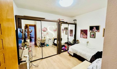 Wiederverkauf - Haus - Orihuela Costa - La Regia