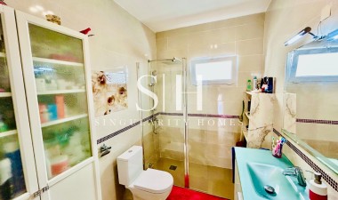 Wiederverkauf - Haus - Orihuela Costa - La Regia