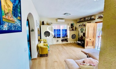 Wiederverkauf - Haus - Orihuela Costa - La Regia