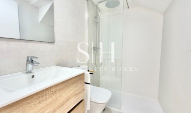 Nowy budynek - Dom - Cox - San Fernando