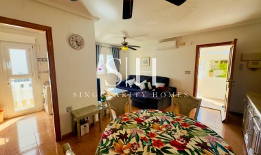 Resale - House - Torrevieja - Lago Jardín II