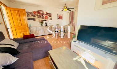 Resale - House - Torrevieja - Lago Jardín II