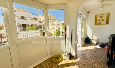 Resale - House - Torrevieja - Lago Jardín II