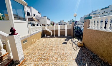 Resale - House - Torrevieja - Lago Jardín II