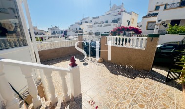 Resale - House - Torrevieja - Lago Jardín II