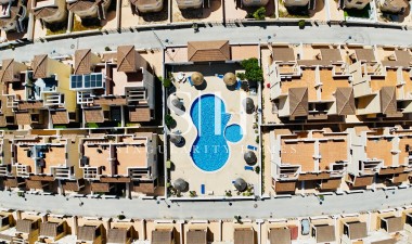 Перепродажа - Casa - San Miguel de Salinas - Ciudad de las comunicaciones