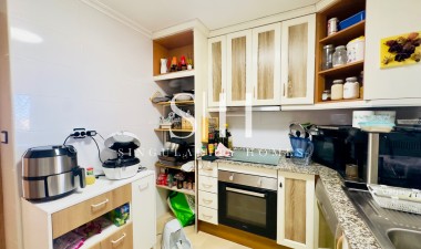 Перепродажа - Casa - San Miguel de Salinas - Ciudad de las comunicaciones