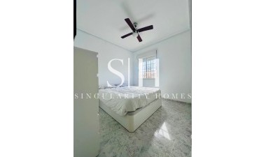 Herverkoop - Huis - Torrevieja - Los Frutales