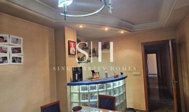 Återförsäljning - Lägenhet / lägenhet - Torrevieja - CENTRE