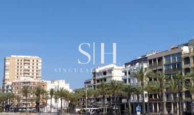 Återförsäljning - Lägenhet / lägenhet - Torrevieja - CENTRE