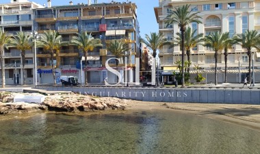 Återförsäljning - Lägenhet / lägenhet - Torrevieja - CENTRE