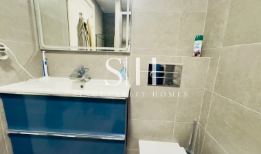 Resale - House - Torrevieja - Los balcones