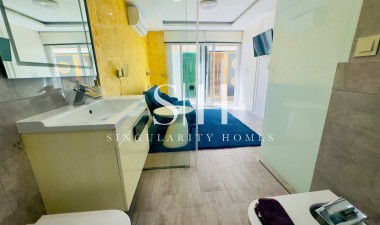 Resale - House - Torrevieja - Los balcones