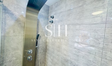 Resale - House - Torrevieja - Los balcones