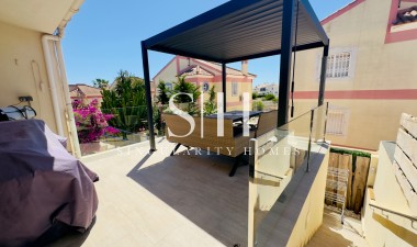 Resale - House - Torrevieja - Los balcones