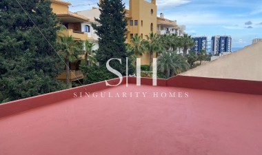 Перепродажа - Villa - Orihuela Costa - Punta Prima