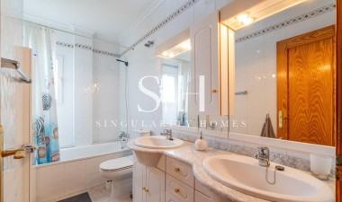 Herverkoop - Appartement / flat - Orihuela Costa - Playa Flamenca