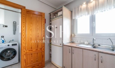 Herverkoop - Appartement / flat - Orihuela Costa - Playa Flamenca