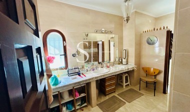 Odsprzedaż - Dom - Orihuela Costa - Villamartin