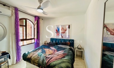 Odsprzedaż - Dom - Orihuela Costa - Villamartin