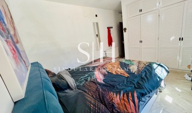 Odsprzedaż - Dom - Orihuela Costa - Villamartin