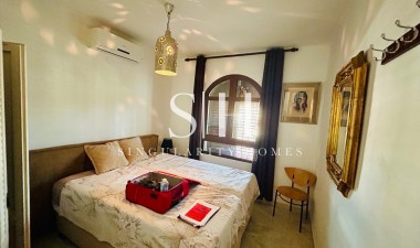 Odsprzedaż - Dom - Orihuela Costa - Villamartin