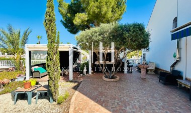 Odsprzedaż - Dom - Orihuela Costa - Villamartin