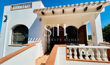 Odsprzedaż - Dom - Orihuela Costa - Villamartin