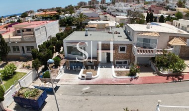 Resale - House - Torrevieja - Cabo Cervera