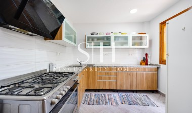 Återförsäljning - Bungalow - Torrevieja - Torre la mata