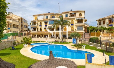 Återförsäljning - Bungalow - Torrevieja - Torre la mata
