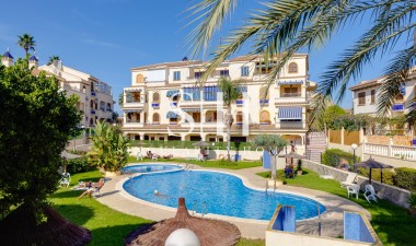 Återförsäljning - Bungalow - Torrevieja - Torre la mata