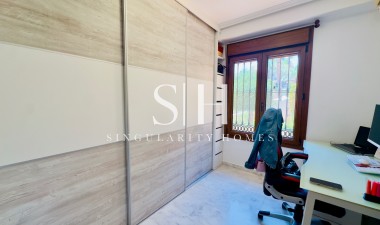 Resale - House - Algorfa - La Finca Golf