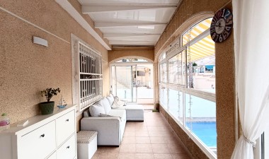 Resale - Villa - Orihuela Costa - Playa Flamenca