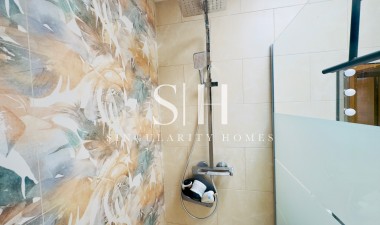 Odsprzedaż - Dom - Torrevieja - Los altos