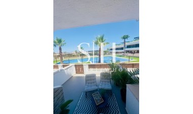 Odsprzedaż - Dom - Torrevieja - Los altos