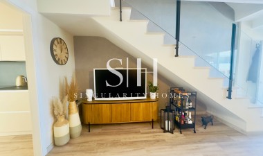 Odsprzedaż - Dom - Torrevieja - Los altos