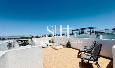 Odsprzedaż - Dom - Torrevieja - Los altos