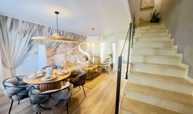 Odsprzedaż - Dom - Torrevieja - Los altos